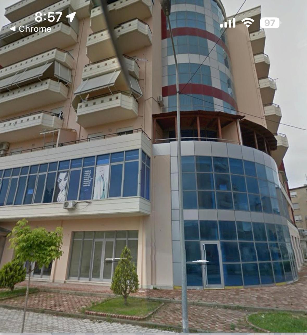 Alajs Apartament Vlorë Buitenkant foto